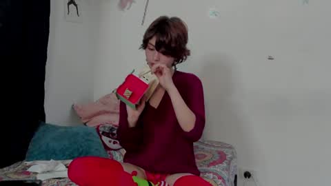 Leyla online show from December 19, 2024, 11:35 pm