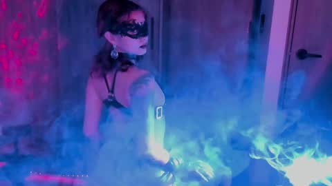 Leyla online show from January 15, 2026, 10:02 pm