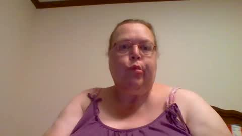 Snapshot of epic_ginger chatting on September 15, 2025, 12:27 pm epic_ginger online show from September 15, 2025, 12:27 pm