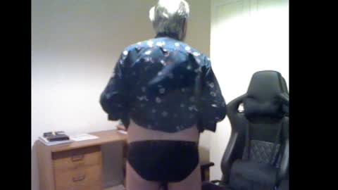 Snapshot of erasmus_d chatting on January 13, 2025, 6:05 pm erasmus_d online show from January 13, 2025, 6:05 pm