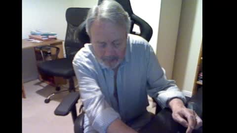 Snapshot of erasmus_d chatting on February 27, 2025, 6:20 pm erasmus_d online show from February 27, 2025, 6:20 pm