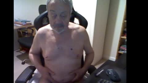 Snapshot of erasmus_d chatting on March 6, 2025, 11:20 pm erasmus_d online show from March 6, 2025, 11:20 pm