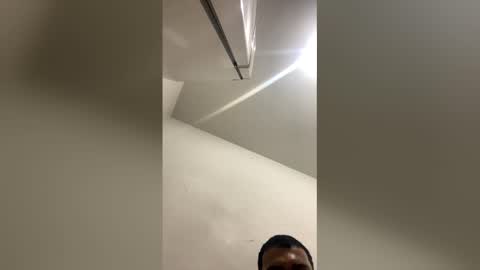 eric201722 online show from April 29, 2026, 5:00 am