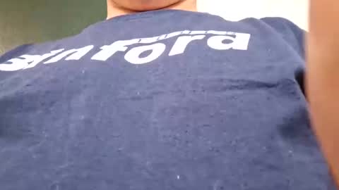 eric4698523103 online show from February 4, 2025, 9:49 am