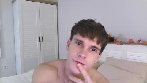 Eric Crush online show from November 7, 2025, 3:50 am