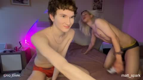 Snapshot of eric_dark chatting on April 3, 2026, 7:34 pm Eric online show from April 3, 2026, 7:34 pm