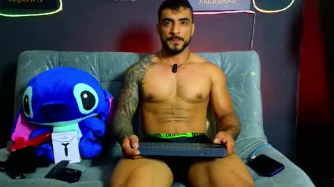 Brayan online show from November 25, 2025, 2:22 am