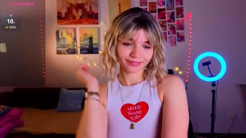 Erica Winterr online show from January 26, 2025, 5:56 am