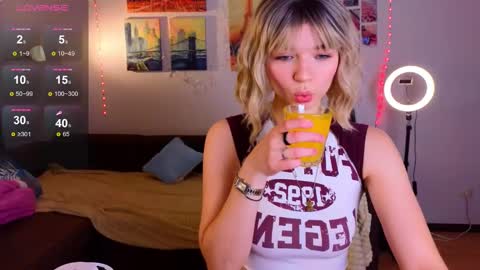 Erica Winterr online show from January 29, 2025, 12:13 pm