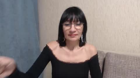 ericablack8 online show from January 18, 2025, 5:59 pm