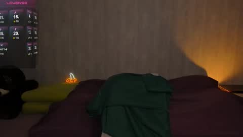 EricaPowers online show from February 18, 2026, 2:57 pm