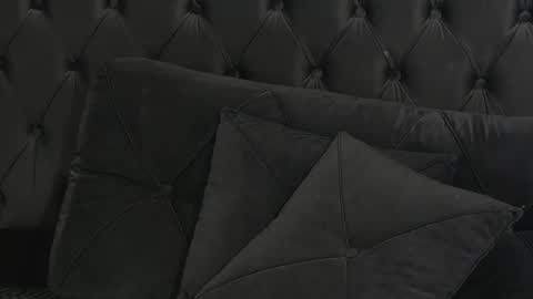 Snapshot of ericarosse chatting on December 11, 2024, 5:26 pm Erica online show from December 11, 2024, 5:26 pm