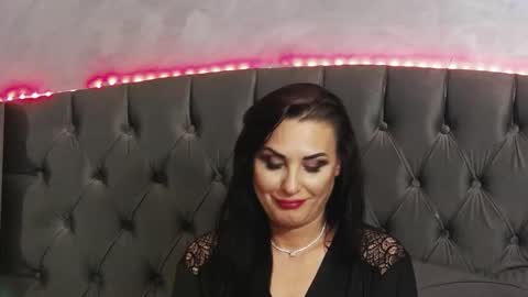 Snapshot of ericarosse chatting on February 8, 2025, 10:51 pm Erica online show from February 8, 2025, 10:51 pm