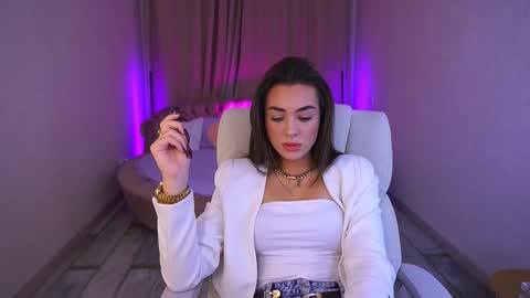 Erica online show from September 25, 2025, 7:12 am