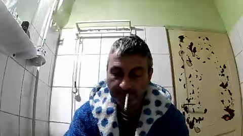 Snapshot of ericboy32 chatting on February 8, 2025, 11:13 pm eric online show from February 8, 2025, 11:13 pm