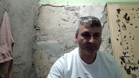 Snapshot of ericboy32 chatting on March 16, 2026, 5:44 am eric online show from March 16, 2026, 5:44 am