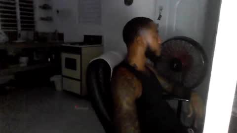 Eric Buck online show from March 5, 2025, 12:49 am