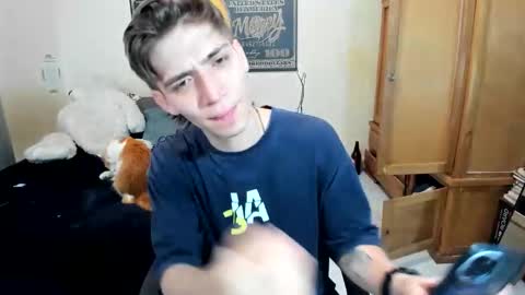 Snapshot of erick_de_rossee chatting on June 5, 2026, 7:30 pm erick_de_rossee online show from June 5, 2026, 7:30 pm