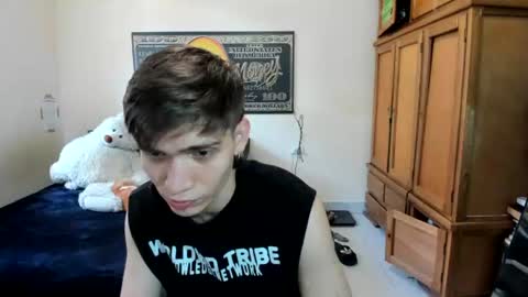 Snapshot of erick_de_rossee chatting on June 23, 2026, 7:01 pm erick_de_rossee online show from June 23, 2026, 7:01 pm