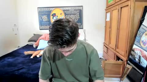 Snapshot of erick_de_rossee chatting on July 17, 2026, 8:03 pm erick_de_rossee online show from July 17, 2026, 8:03 pm