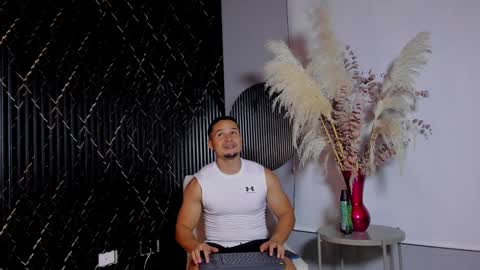 Erick online show from February 9, 2025, 2:38 am