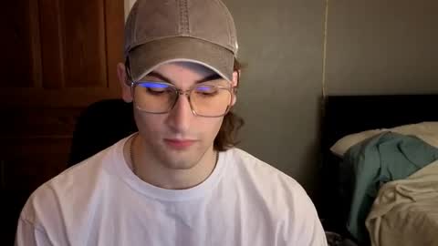 Snapshot of ericmg11 chatting on November 23, 2025, 10:42 pm ericmg11 online show from November 23, 2025, 10:42 pm