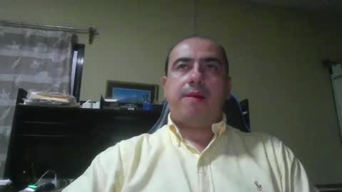 Snapshot of erik1781 chatting on December 6, 2024, 3:19 am erik1781 online show from December 6, 2024, 3:19 am