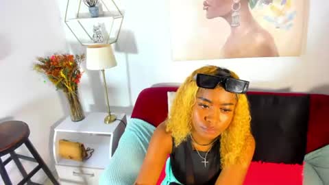 Snapshot of erika_lyrics chatting on July 12, 2026, 3:58 pm E R I K A - L Y R I C S online show from July 12, 2026, 3:58 pm