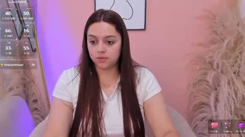 Snapshot of erika_mendez1 chatting on July 15, 2026, 7:52 pm Erika Mendez online show from July 15, 2026, 7:52 pm