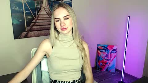 Erika online show from February 5, 2026, 1:05 pm