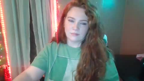 Snapshot of erinlovebabe chatting on January 3, 2025, 4:44 am Erinlove online show from January 3, 2025, 4:44 am