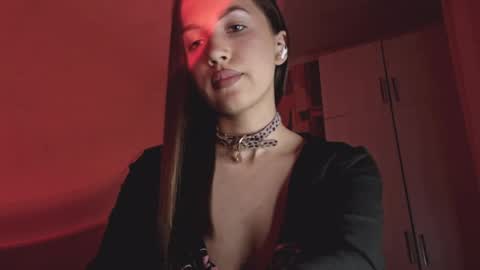 Snapshot of erinnnaji chatting on May 31, 2026, 6:09 pm Katrin online show from May 31, 2026, 6:09 pm