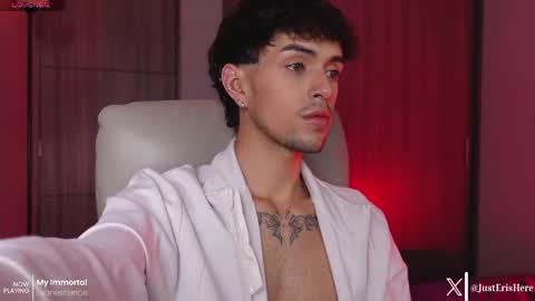   online show from April 15, 2026, 7:58 pm