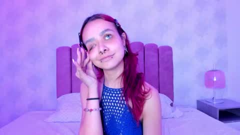 Snapshot of erizdarkveyl chatting on June 16, 2026, 4:04 am erizdarkveyl online show from June 16, 2026, 4:04 am