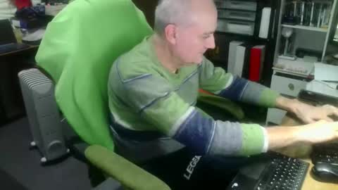 ernello online show from November 15, 2025, 11:10 pm