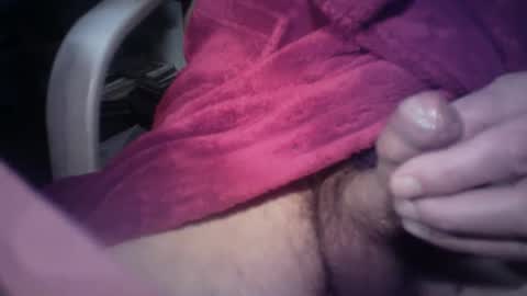 Snapshot of ernie4u chatting on February 23, 2025, 11:04 pm Ernie online show from February 23, 2025, 11:04 pm