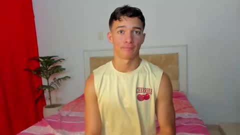 Snapshot of eroseliam chatting on February 26, 2026, 7:46 pm EROS ELIAM online show from February 26, 2026, 7:46 pm