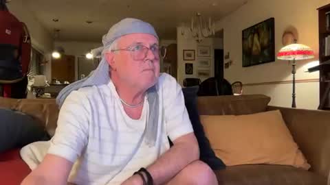 eros online show from March 9, 2025, 11:56 pm