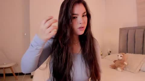 Snapshot of erotic_boobs chatting on May 21, 2026, 9:11 pm Karen online show from May 21, 2026, 9:11 pm