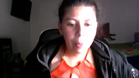 Sara online show from April 18, 2026, 4:49 am