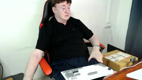 Tom Delaney online show from February 10, 2025, 3:24 am