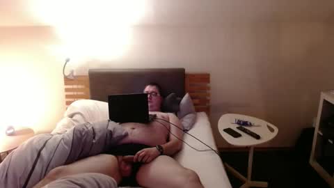 Snapshot of ersuchtspass1987 chatting on December 28, 2024, 10:55 pm ersuchtspass1987 online show from December 28, 2024, 10:55 pm