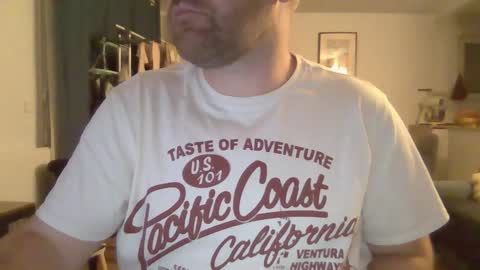 esclavepourfemme online show from October 26, 2025, 10:04 pm