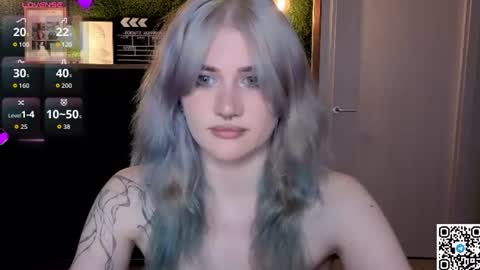 Snapshot of eshleeeygreen chatting on July 12, 2026, 10:12 pm EshleGreen online show from July 12, 2026, 10:12 pm