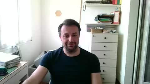 esibizionista 91 online show from April 17, 2026, 3:37 pm