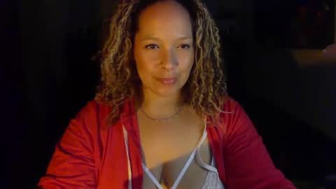 Esme Luv online show from September 20, 2025, 12:11 am