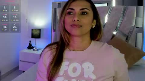 Snapshot of esmerald_golden chatting on March 11, 2025, 11:44 am esmerald_golden online show from March 11, 2025, 11:44 am