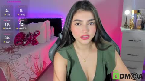 Snapshot of esmeralda_le chatting on April 16, 2026, 11:44 am Esmeralda online show from April 16, 2026, 11:44 am