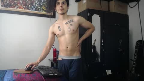 Snapshot of esnaider_man chatting on May 6, 2026, 10:15 pm Esnider online show from May 6, 2026, 10:15 pm