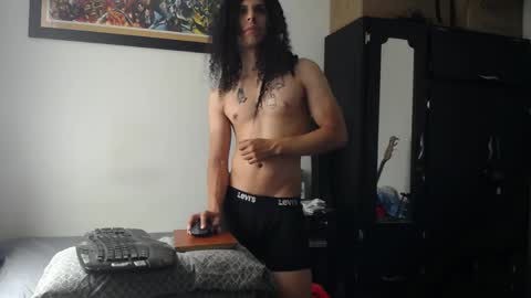 Snapshot of esnaider_man chatting on June 6, 2026, 4:12 pm Esnider online show from June 6, 2026, 4:12 pm